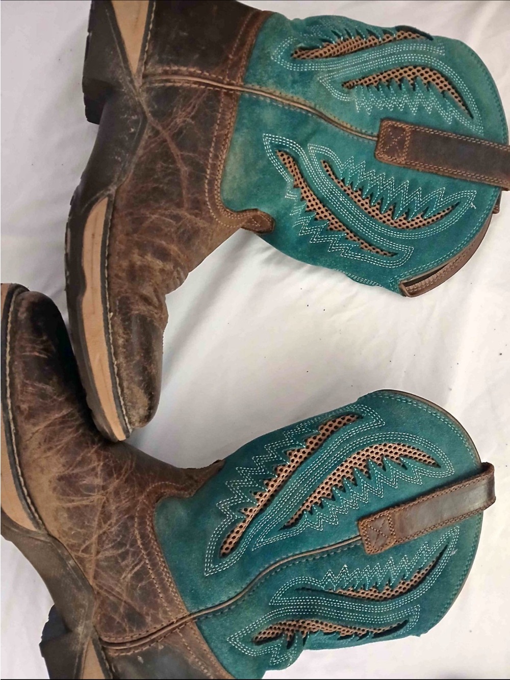 Ariat Chocolate Brown Leather Cowboy Boots